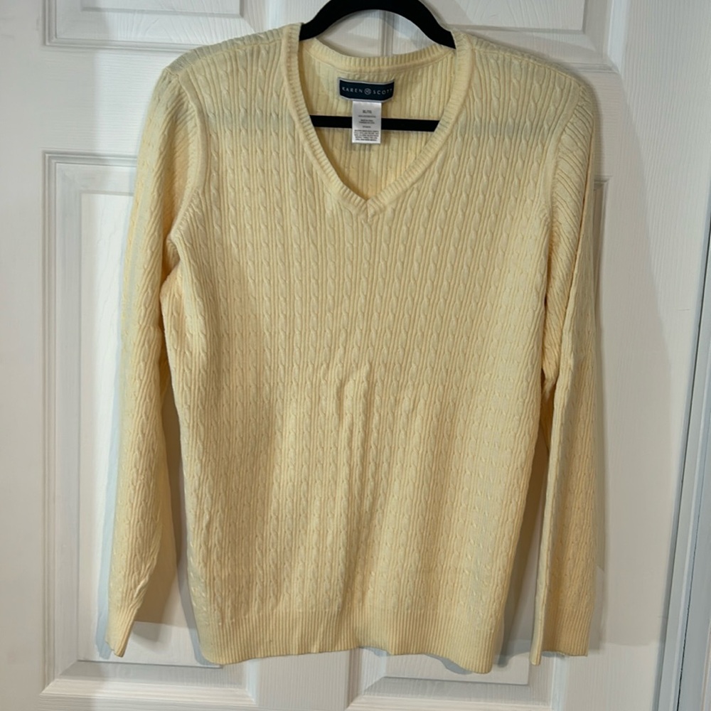 Karen Scott 💯 % cotton Sweater size XL